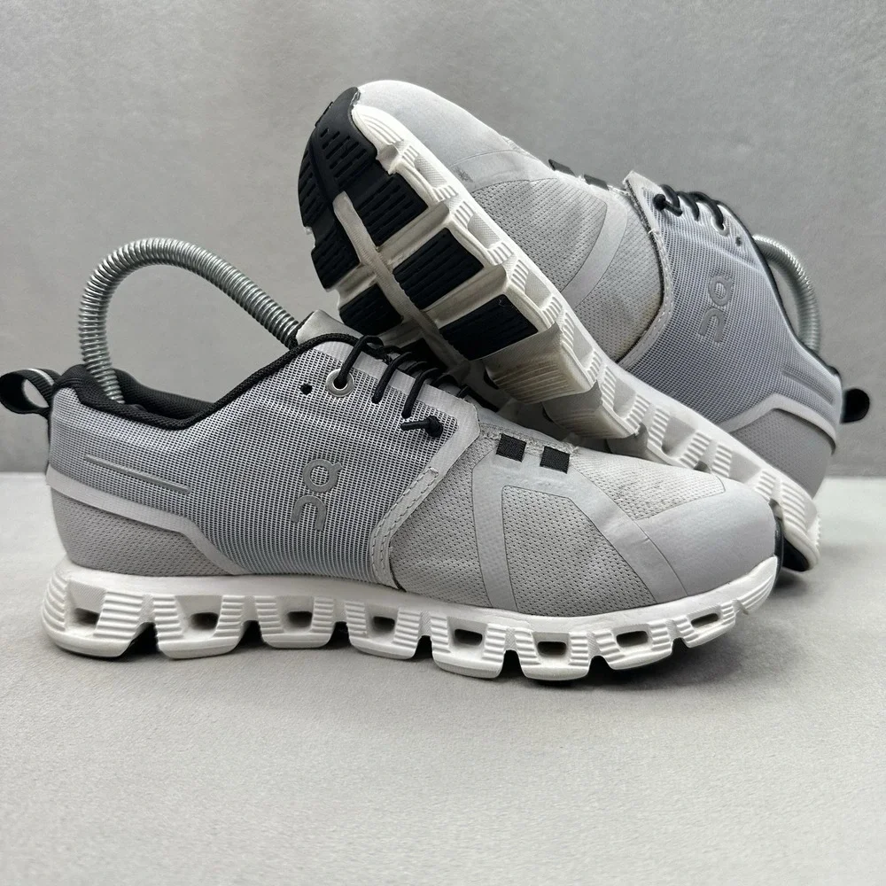 Womens Size 6.5 ON Cloud 5 Waterproof Glacier | White Shoes Athletic Running